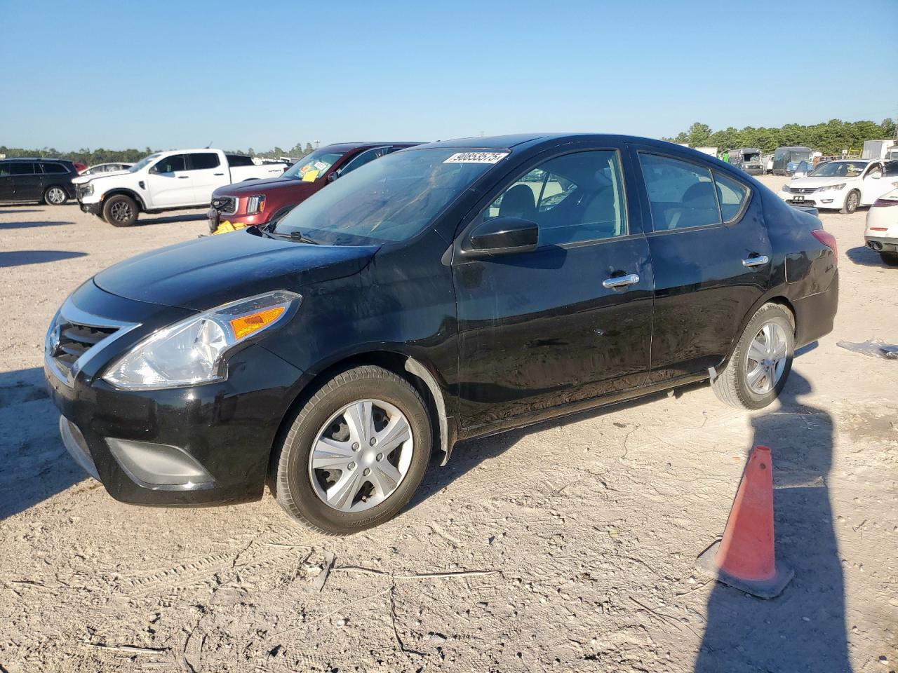 Nissan Versa S Image 1