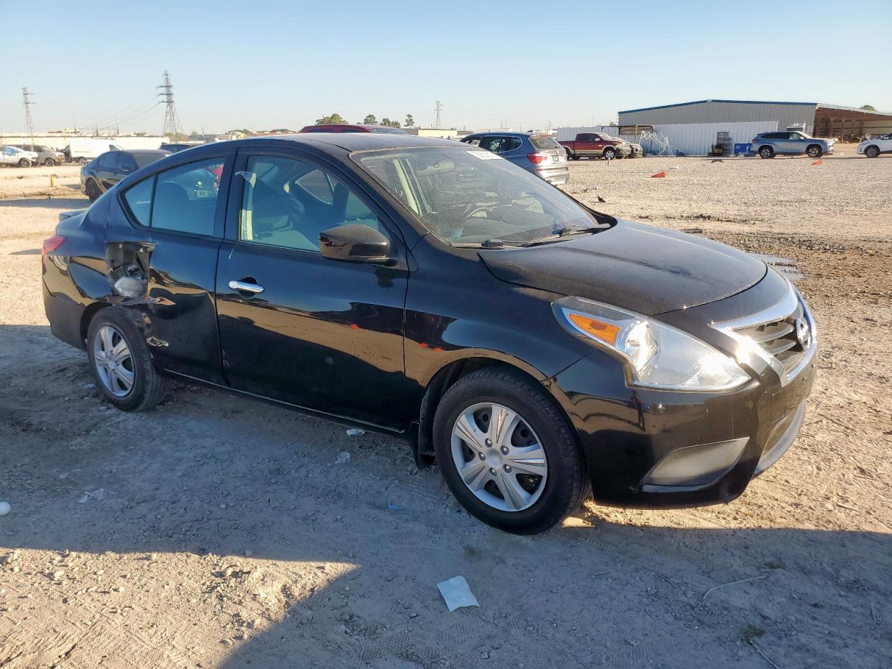 Nissan Versa S Image 9