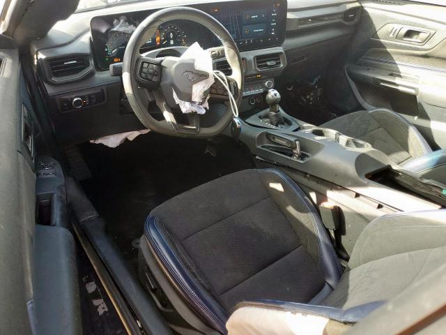 Ford Mustang Dark Horse Image 11