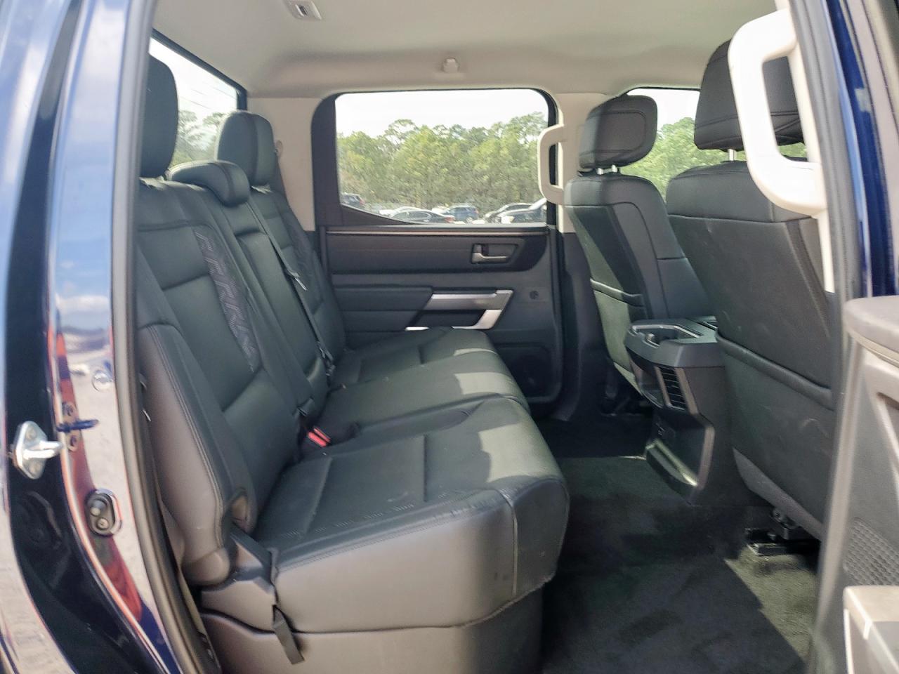 Toyota Tundra Crewmax Sr Image 13