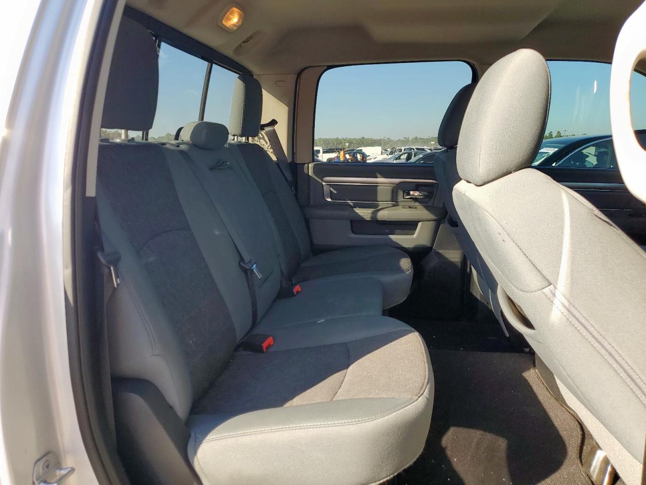 Ram 1500 Slt Image 8