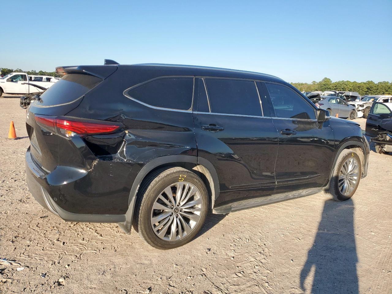 Toyota Highlander Platinum Image 4