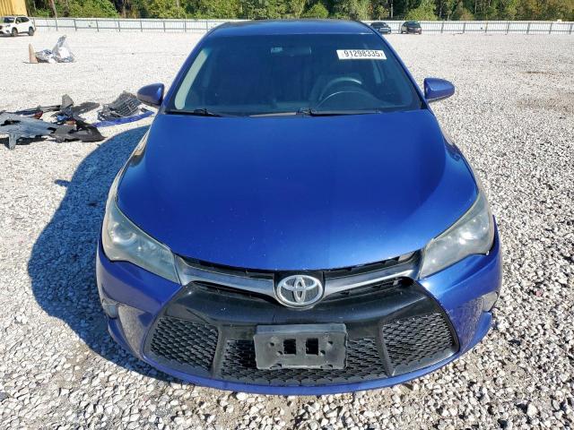 Toyota Camry Le Image 3