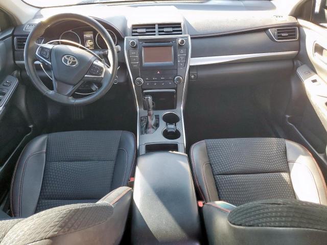 Toyota Camry Le Image 6