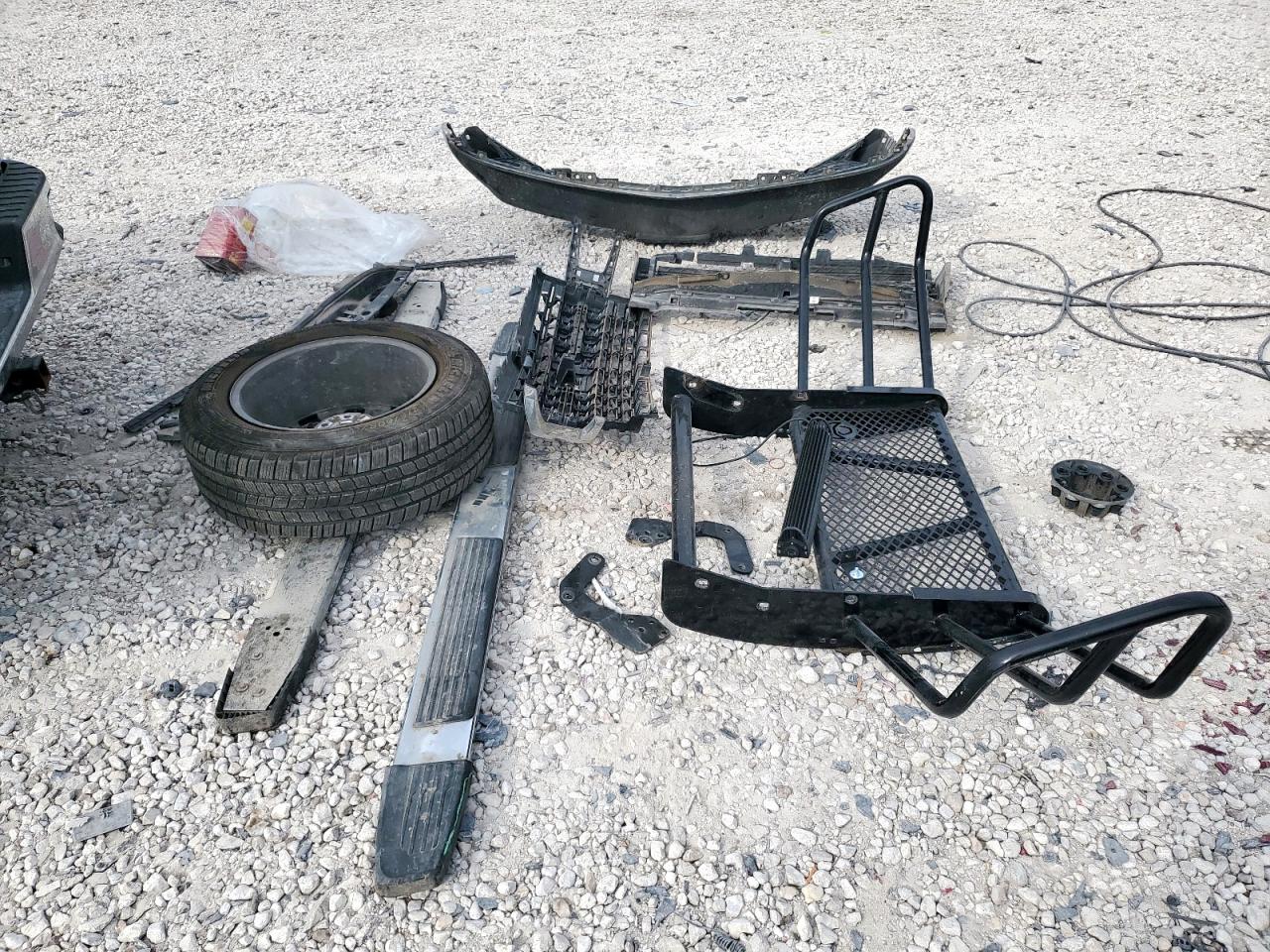 Chevrolet Silverado C1500 Lt Image 8