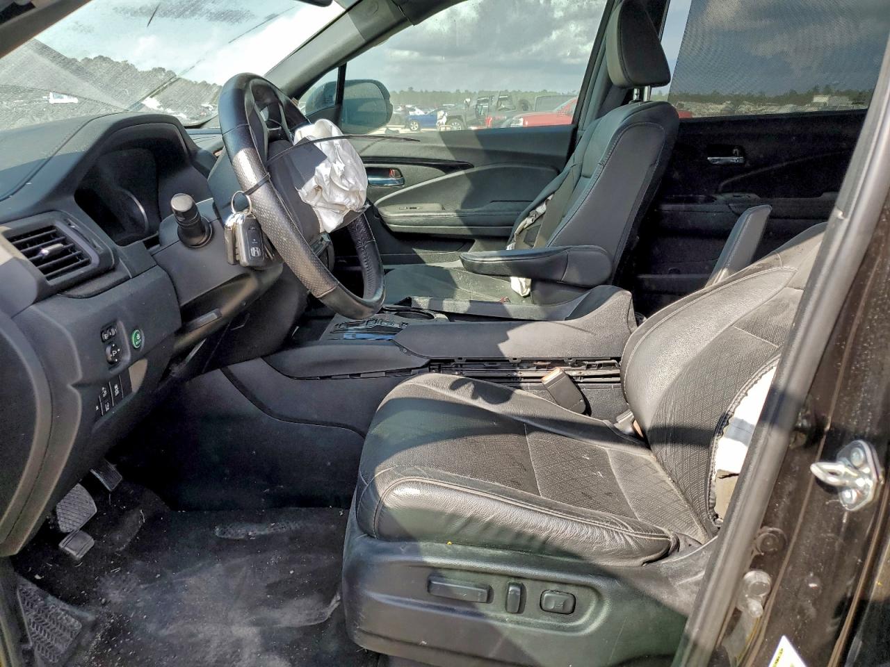 Honda Passport Elite Image 3