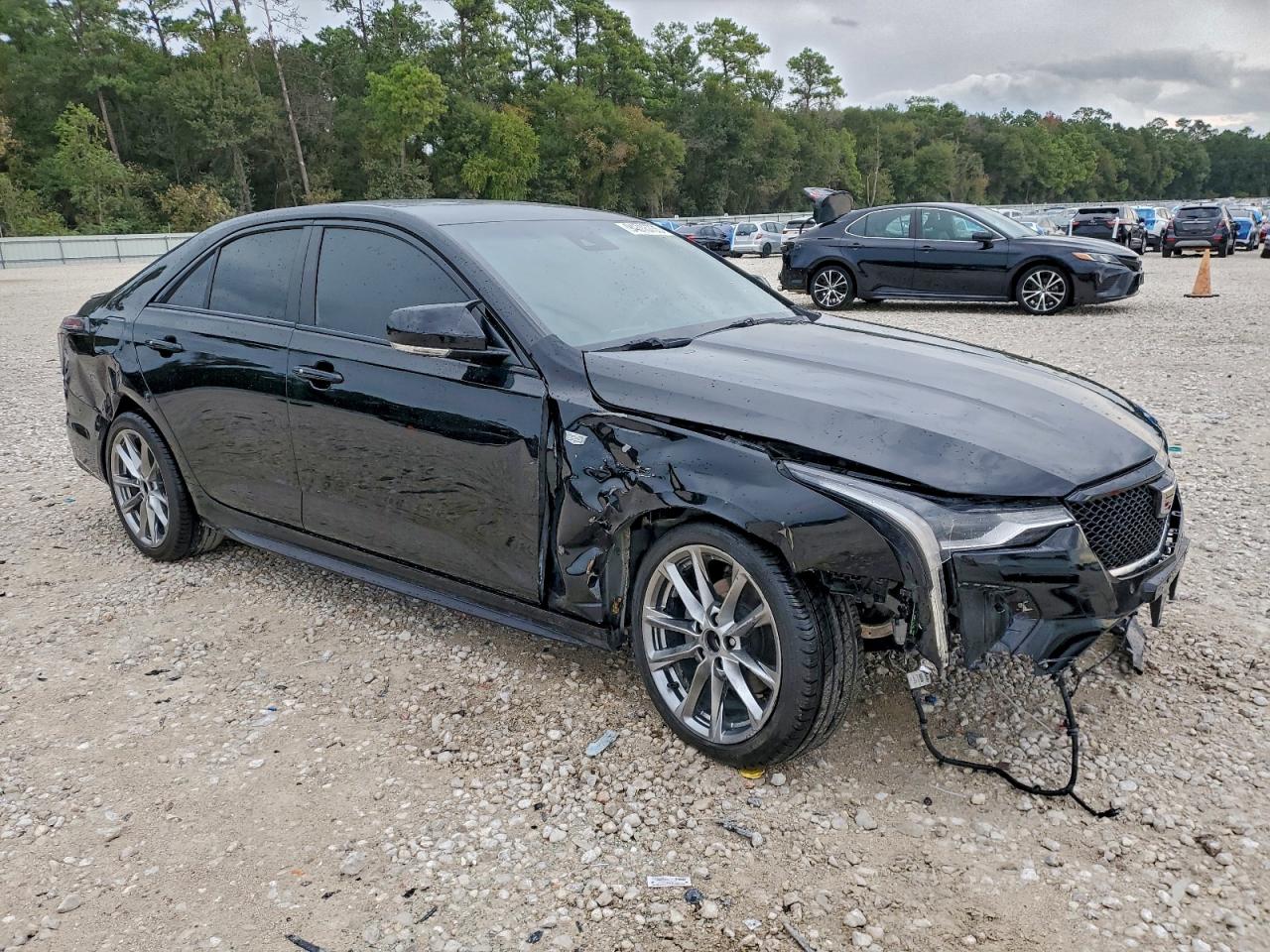 Cadillac CT4 Sport Image 2