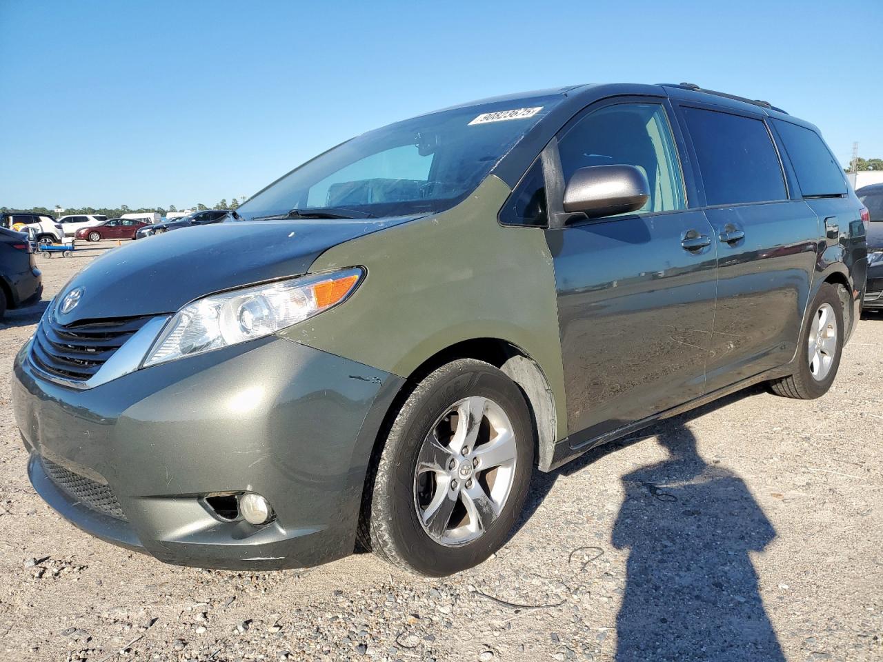 Toyota Sienna Xle Image 1