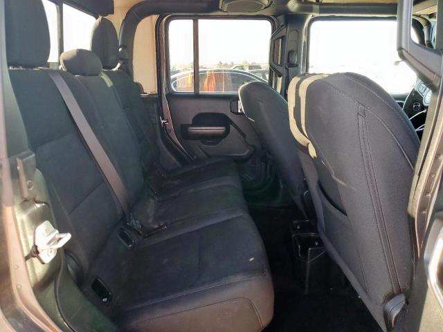 Jeep Gladiator Sport Image 4