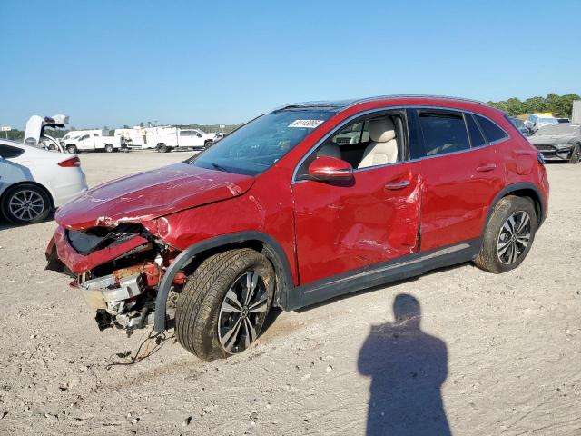  Salvage Mercedes-Benz GLA
