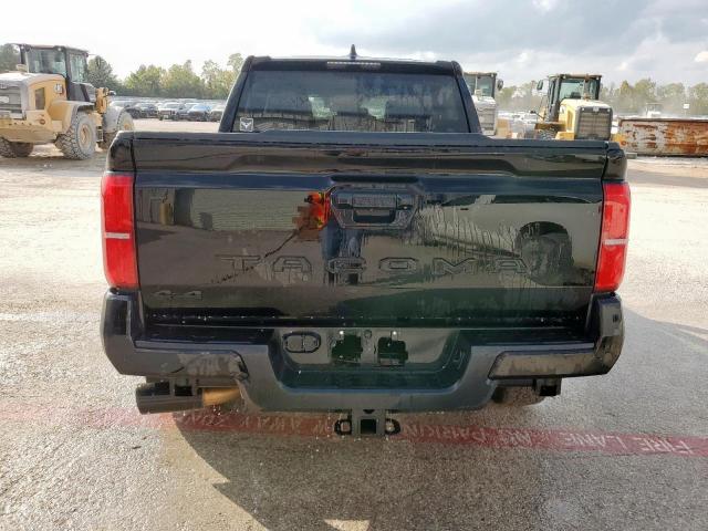 Toyota Tacoma Double Cab Image 2