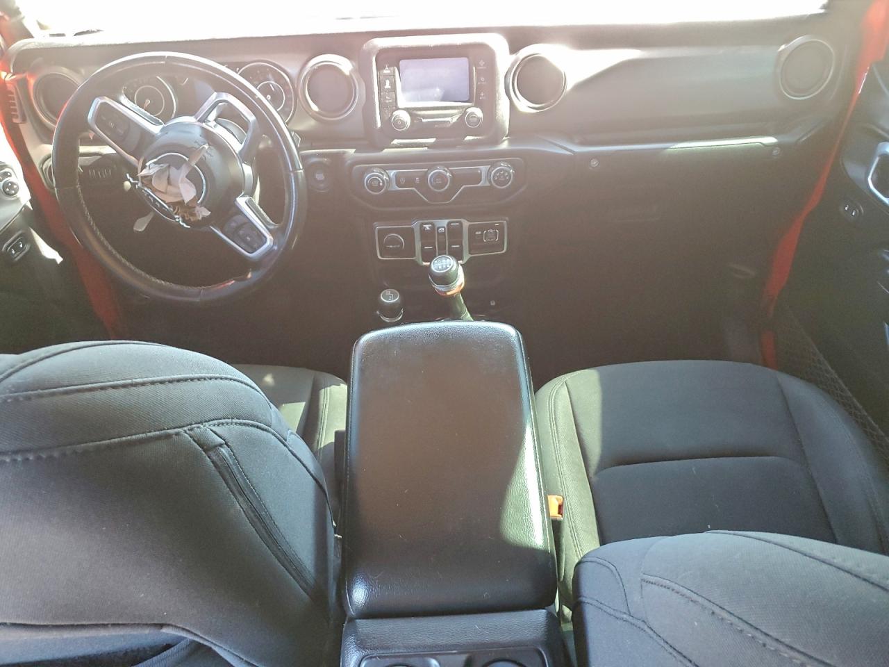 Jeep Gladiator Sport Image 9