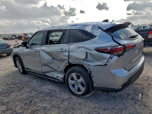 Toyota Highlander Le Image 4