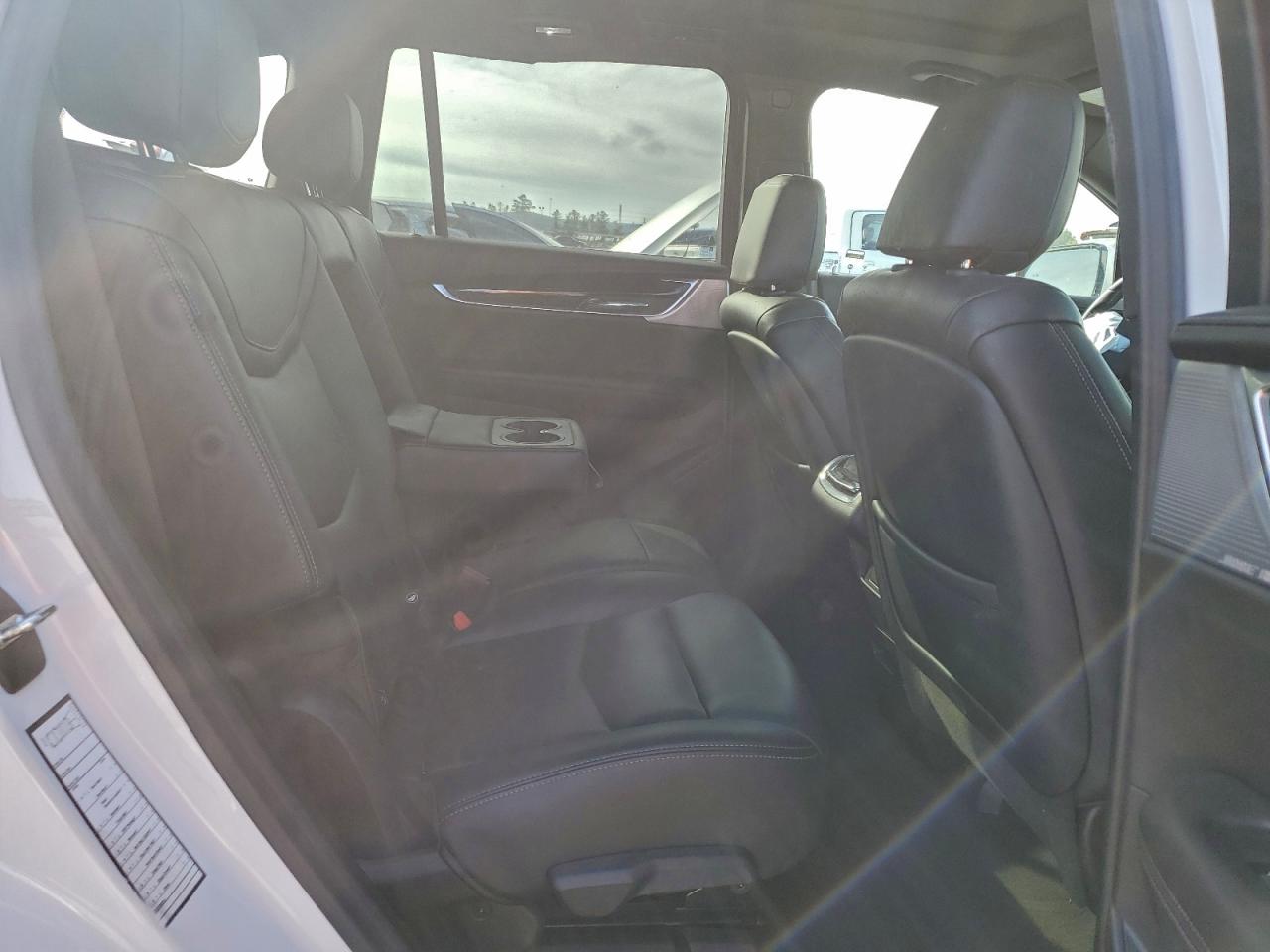 Cadillac XT6 Premium Luxury Image 11