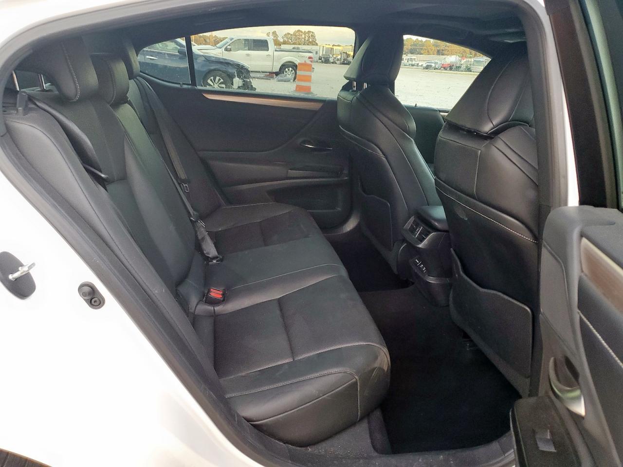 Lexus Es 350 Image 7