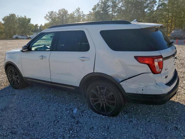 Ford Explorer Xlt Image 4