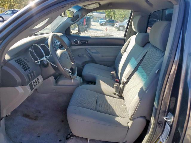 Toyota Tacoma Image 8