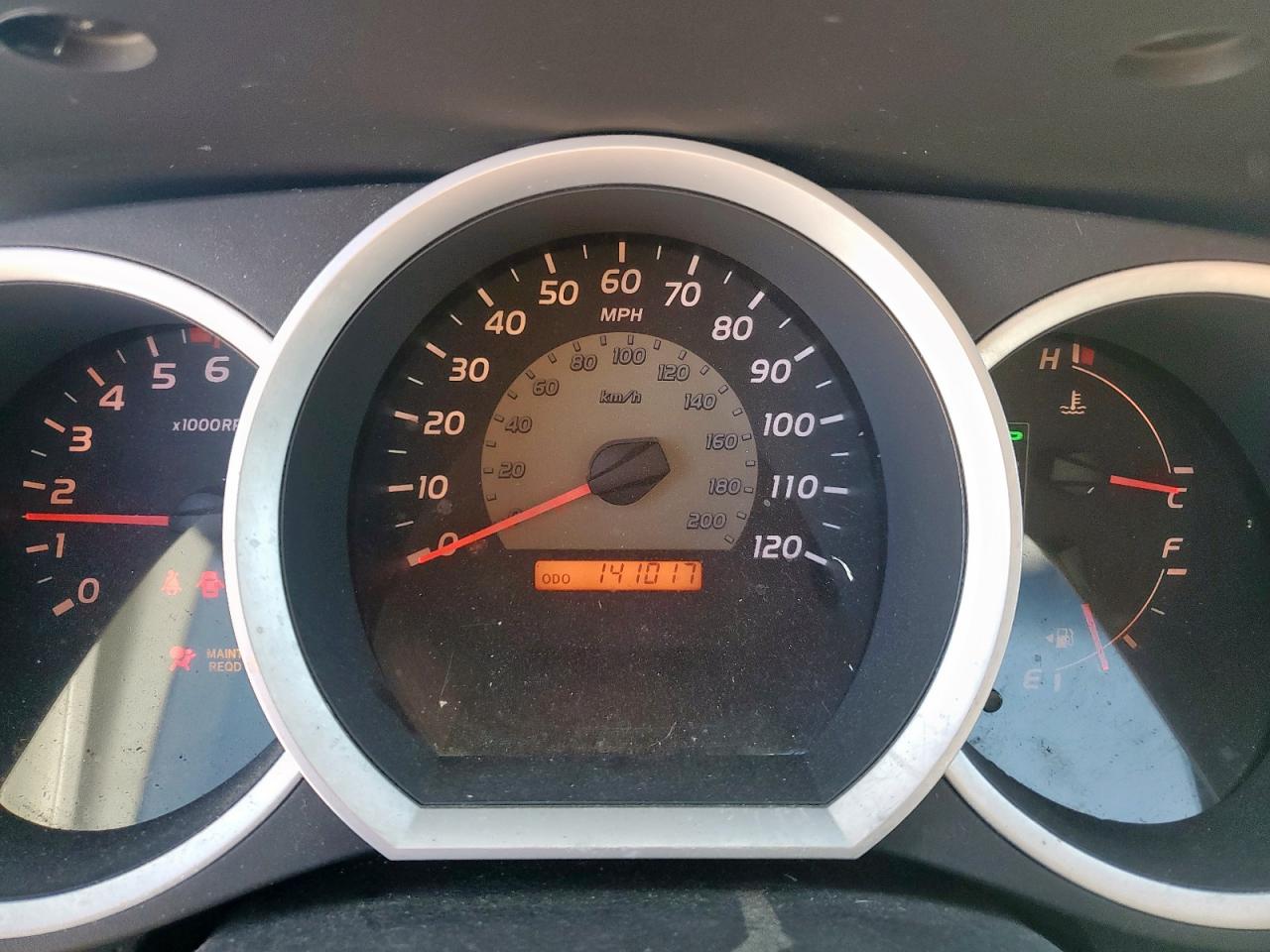 Toyota Tacoma Image 10