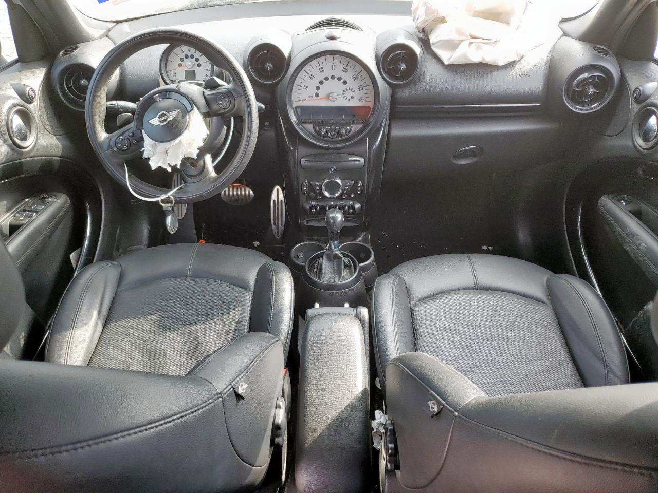 MINI Cooper S Countryman Image 2