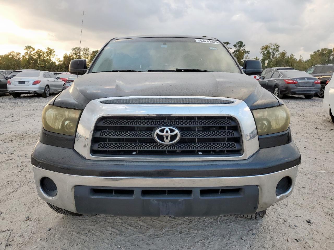 Toyota Tundra Double Cab Sr5 Image 3