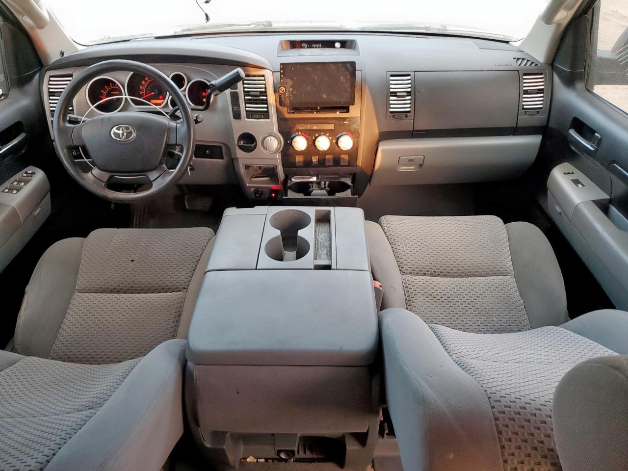 Toyota Tundra Double Cab Sr5 Image 8