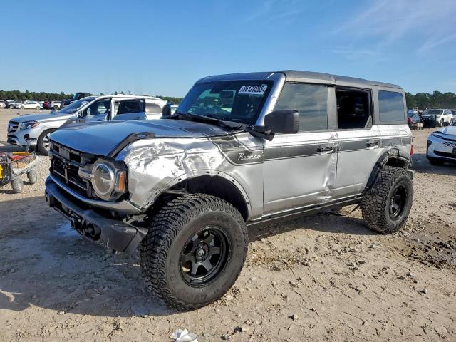  Salvage Ford Bronco