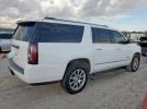 GMC Yukon Denali Image 5