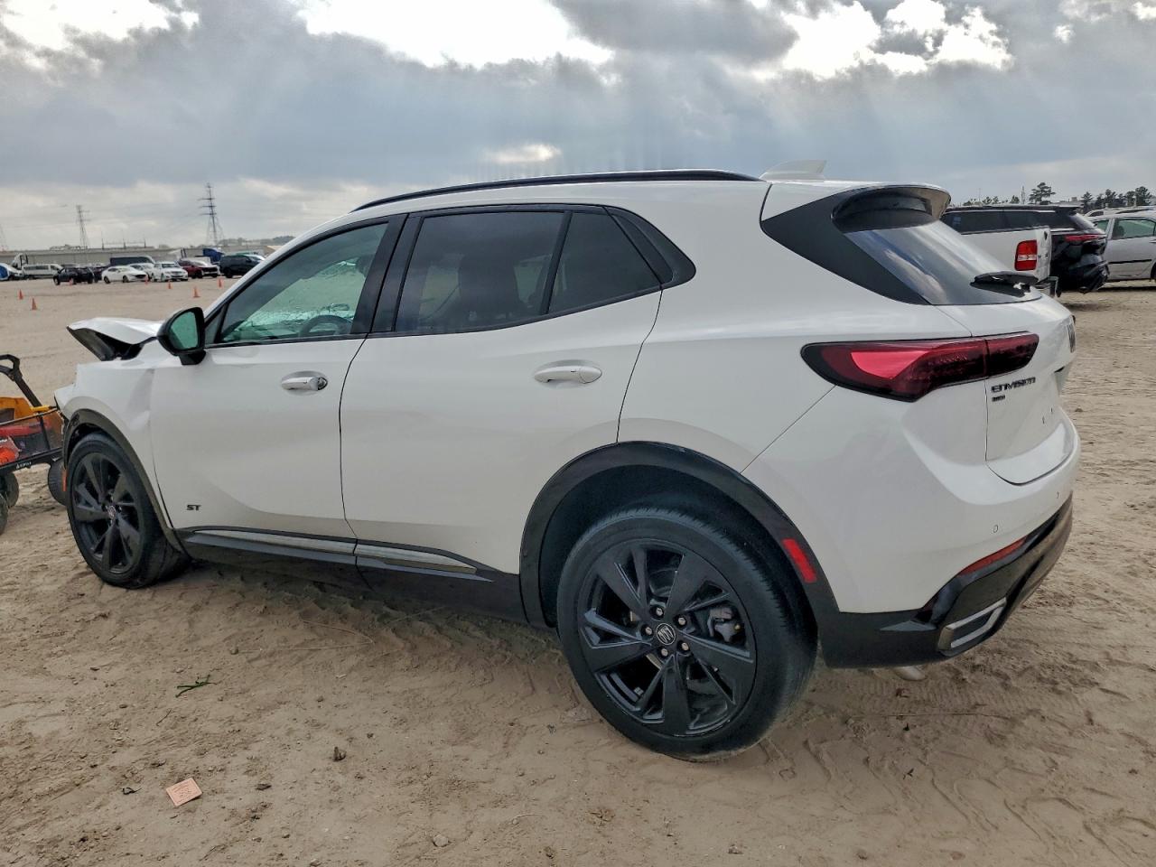 Buick Envision Essence Image 2