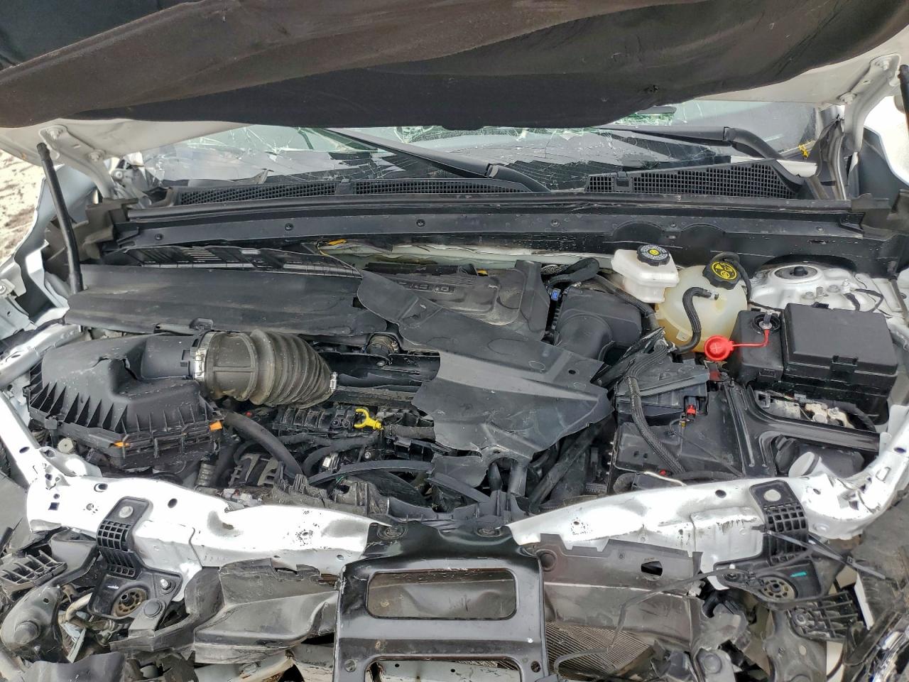 Buick Envision Essence Image 12