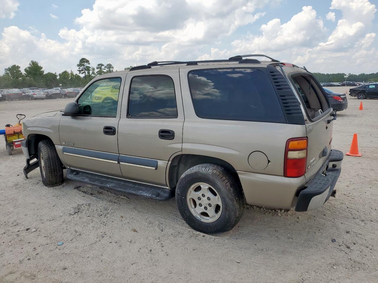 Chevrolet Tahoe C1500 Image 4