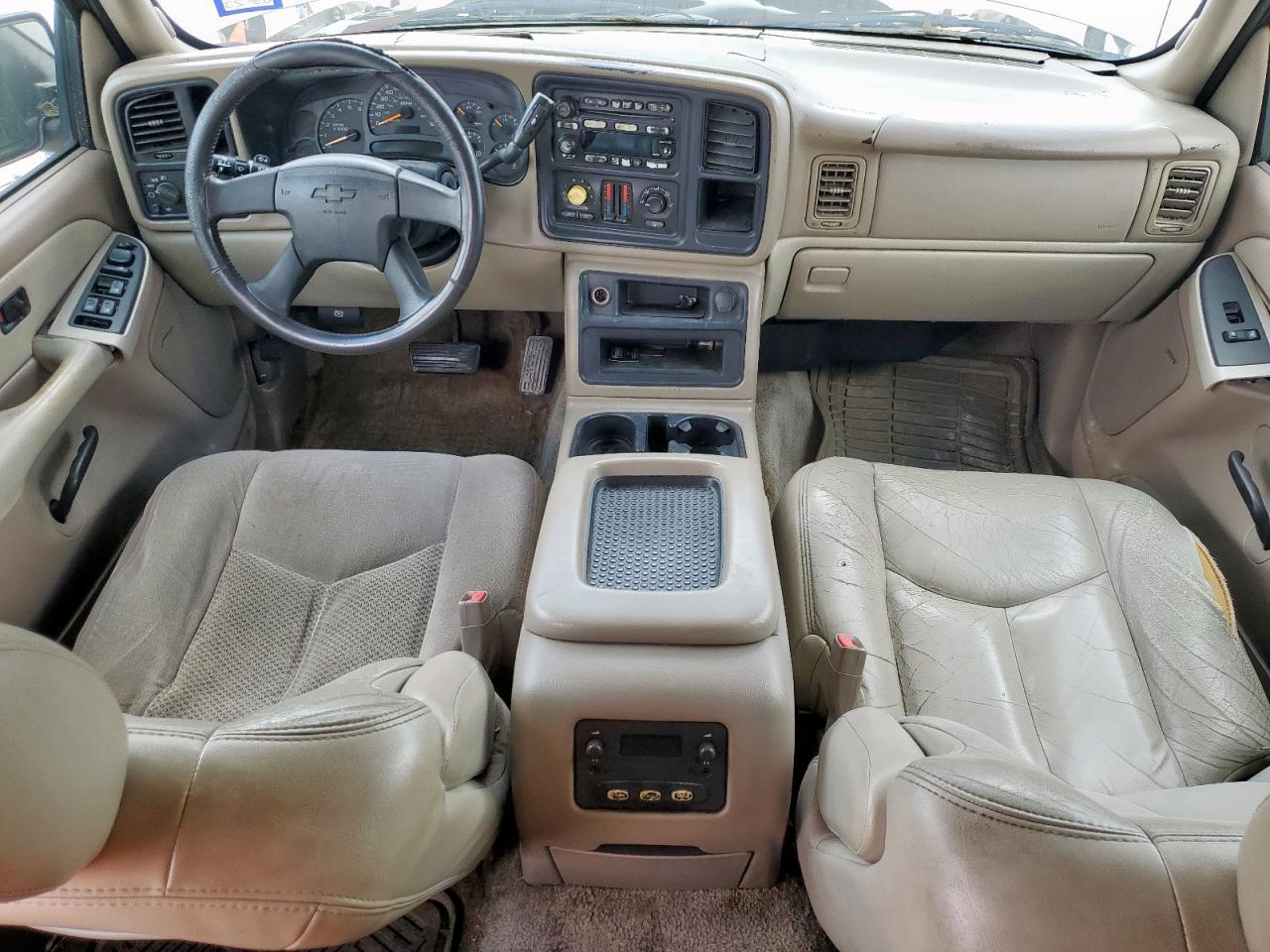 Chevrolet Tahoe C1500 Image 8
