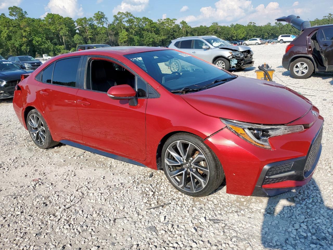 Toyota Corolla Xse Image 3