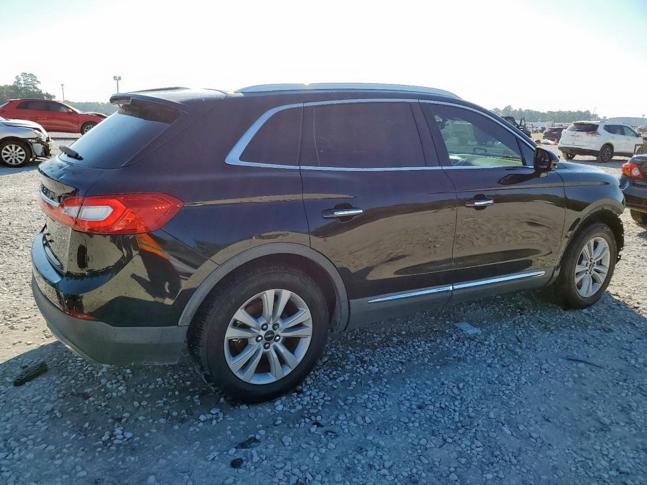 Lincoln MKX Premiere Image 2