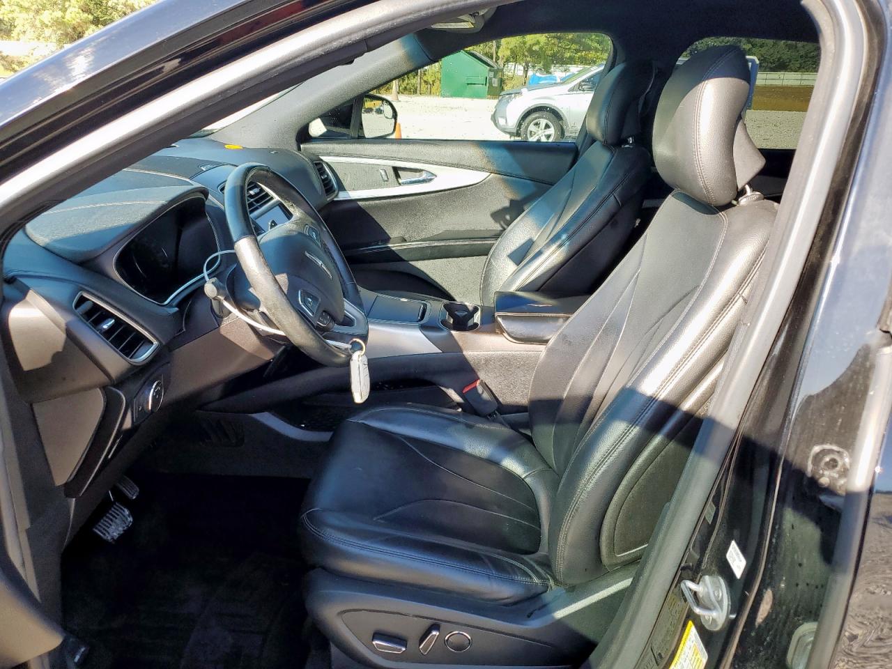 Lincoln MKX Premiere Image 4