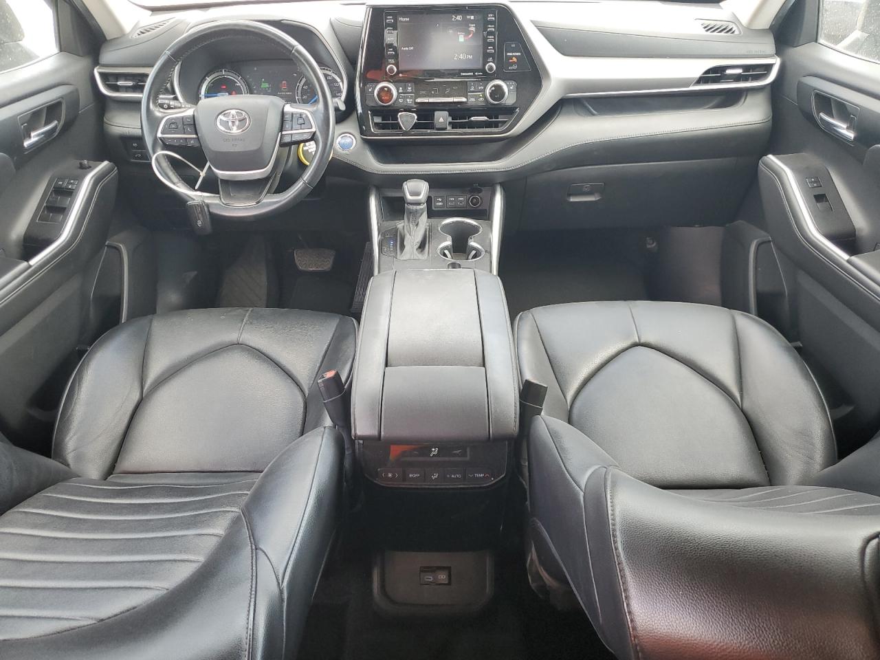 Toyota Highlander Hybrid Xle Image 2