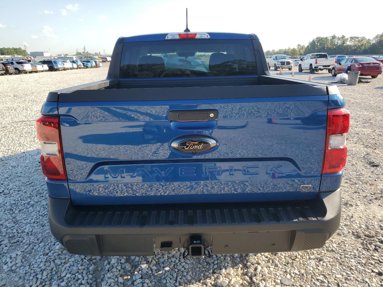 Ford Maverick Xlt Image 9