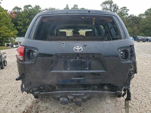 Toyota Sequoia Sr5 Image 7