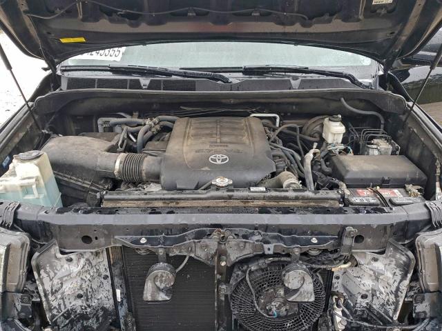 Toyota Sequoia Sr5 Image 9