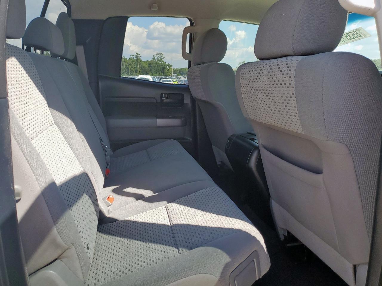 Toyota Tundra Double Cab Sr5 Image 11