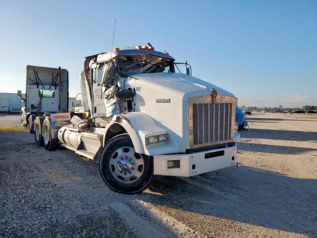  Salvage Kenworth T800