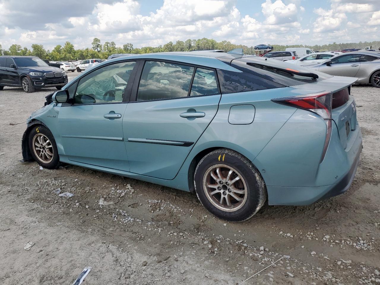 Toyota Prius Image 2