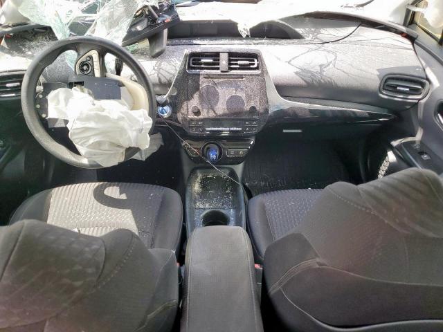 Toyota Prius Image 11