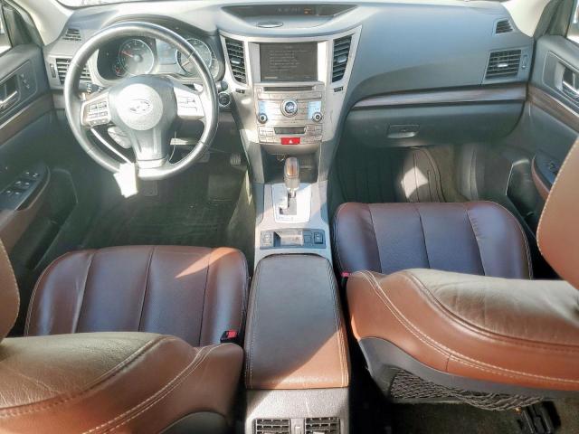 Subaru Outback 2.5i Limited Image 6