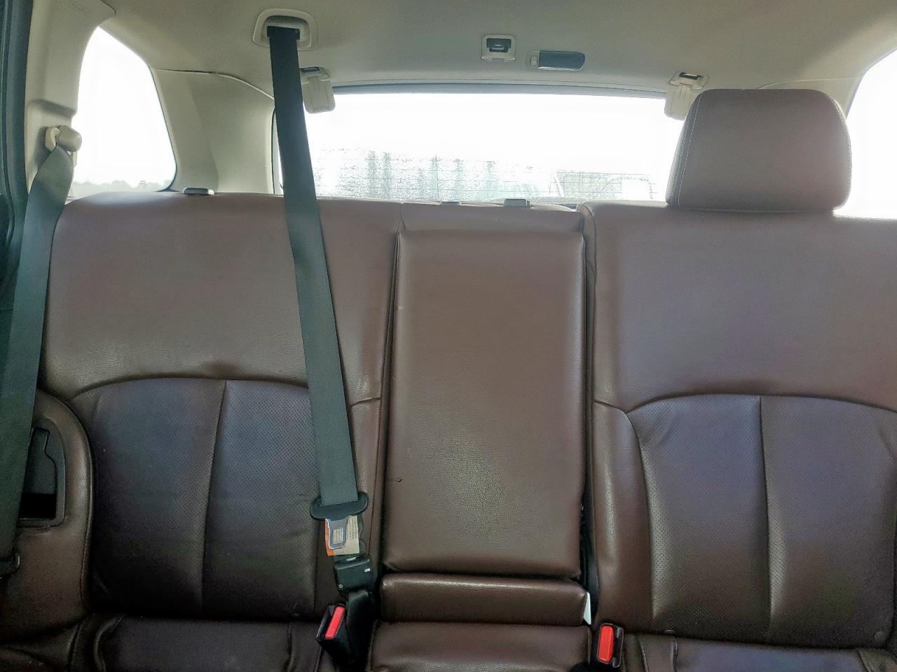 Subaru Outback 2.5i Limited Image 11