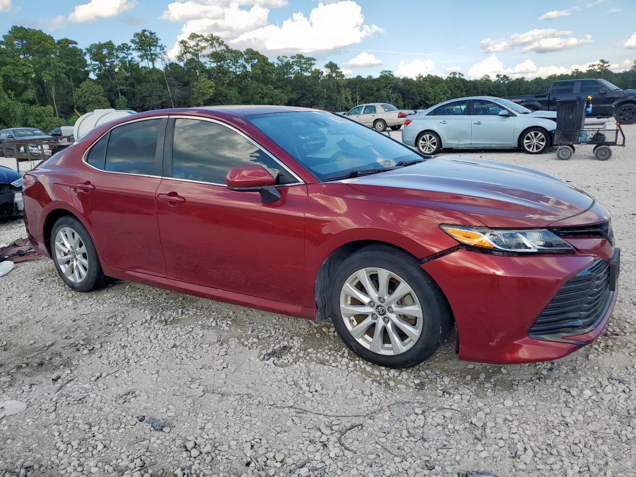 Toyota Camry L Image 5