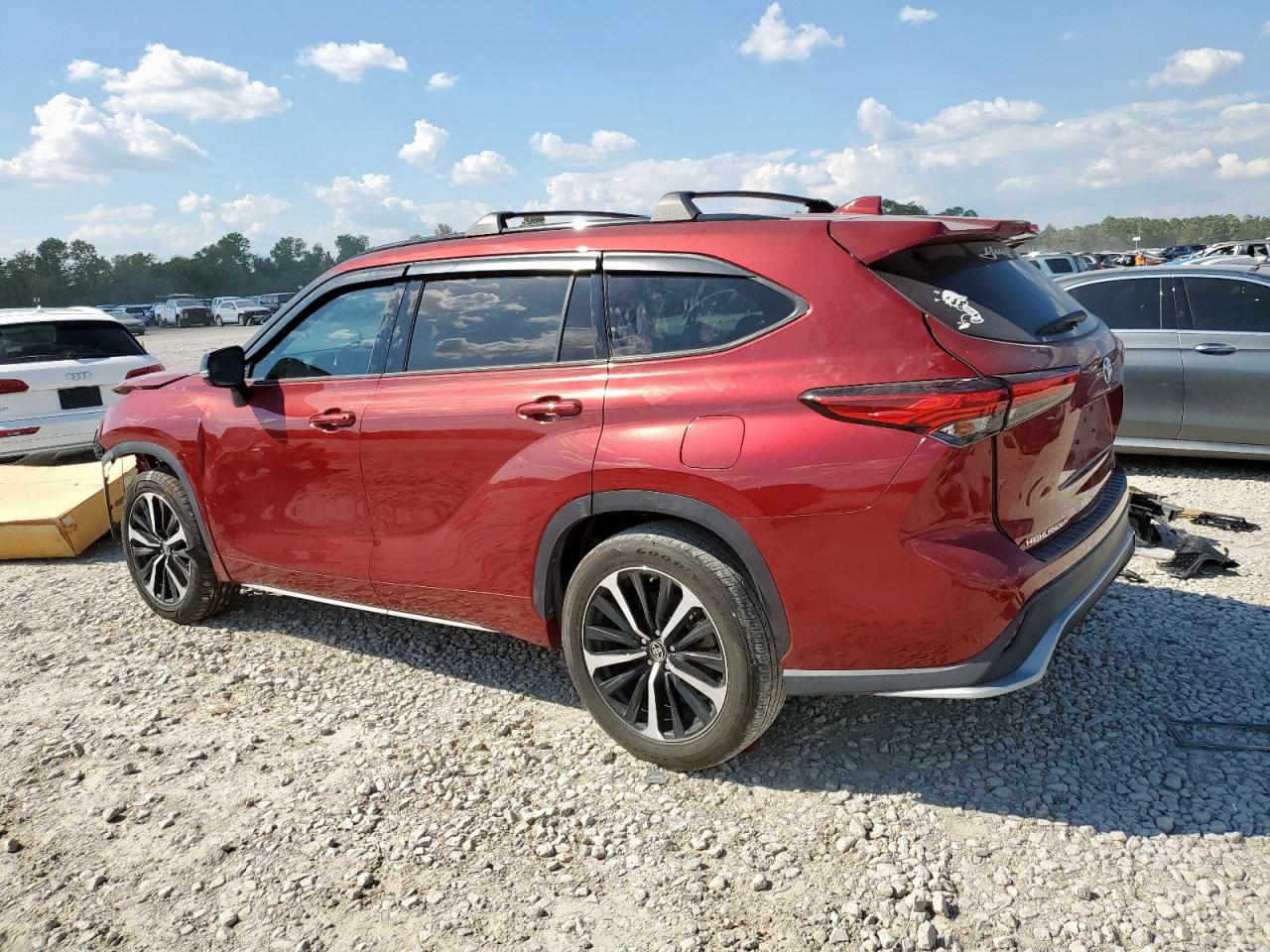 Toyota Highlander Xse Image 8