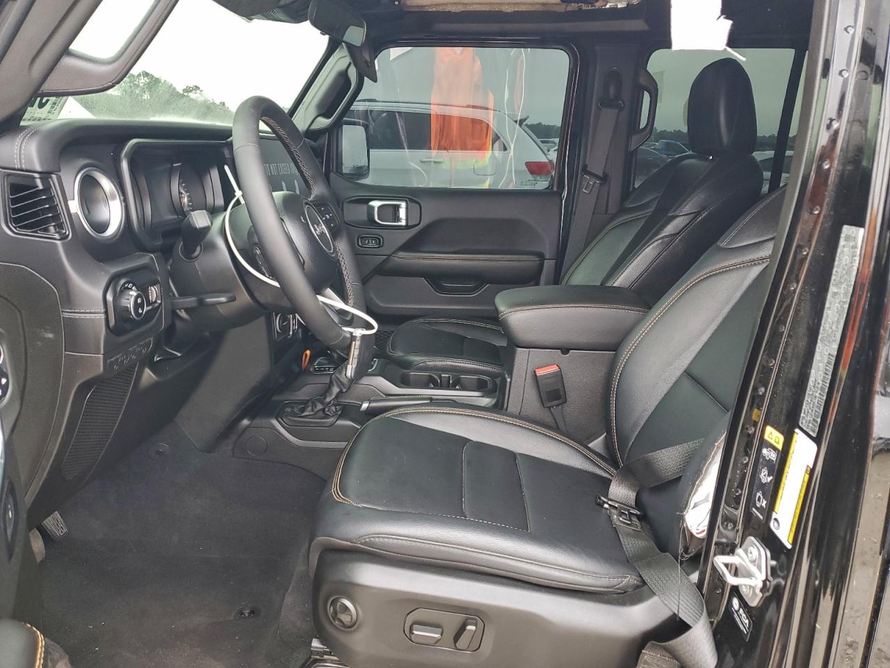 Jeep Gladiator Sport Image 6