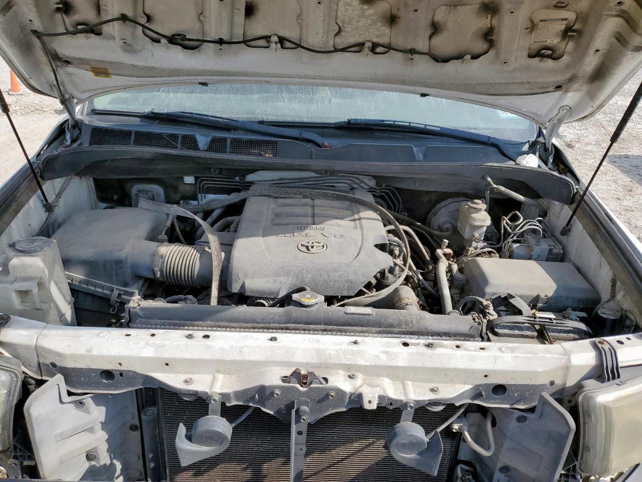 Toyota Tundra Double Cab Sr5 Image 2