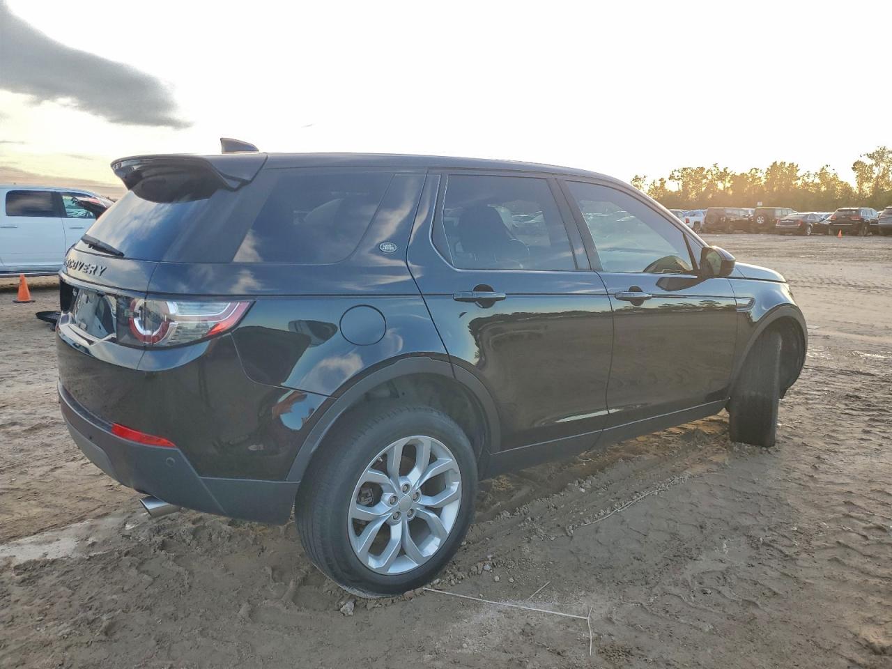 Land Rover Discovery Se Image 13