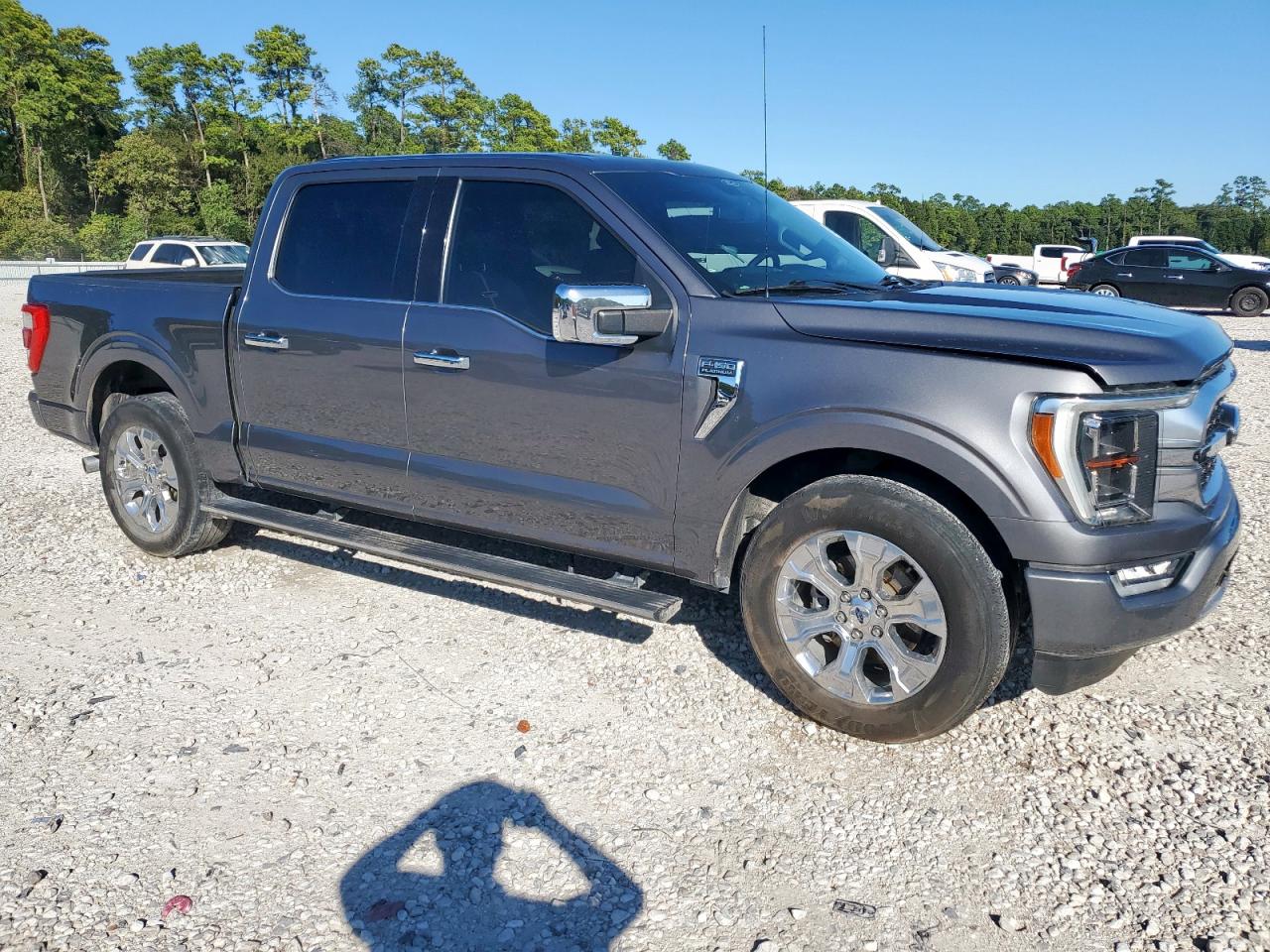 Ford F-150 Supercrew Image 2